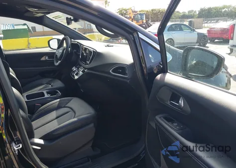 2025 Chrysler Pacifica Select из США, поврежденный, VIN 2C4RC1BG4SR530348